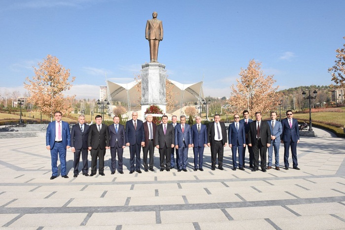 Azerbaijan`s leading media heads visit Ankara 